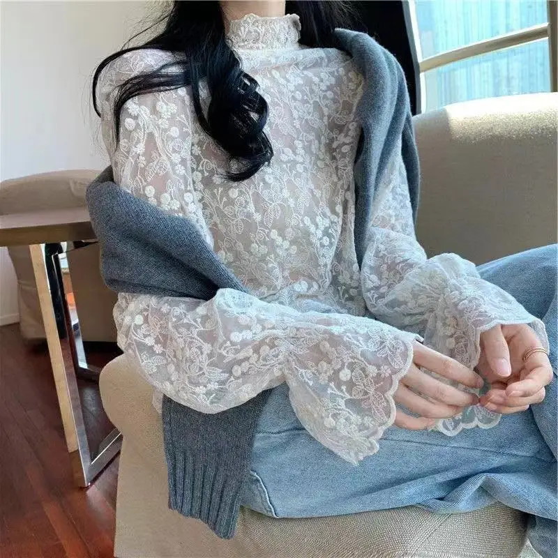 Blouses Women Vintage Lace Mesh Summer Autumn Elegant Simple Ladies Shirts Korean Sexy Flare Sleeve New Fashion Womens Chic Tops