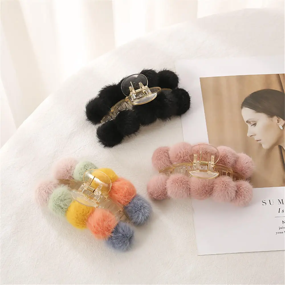 2023 Cute Plush Hair Claw Fur Hair Clip Korean Hair Claws Mink Fur Hair Claw Headband Hairpin Fashion Hair Accessories for Women