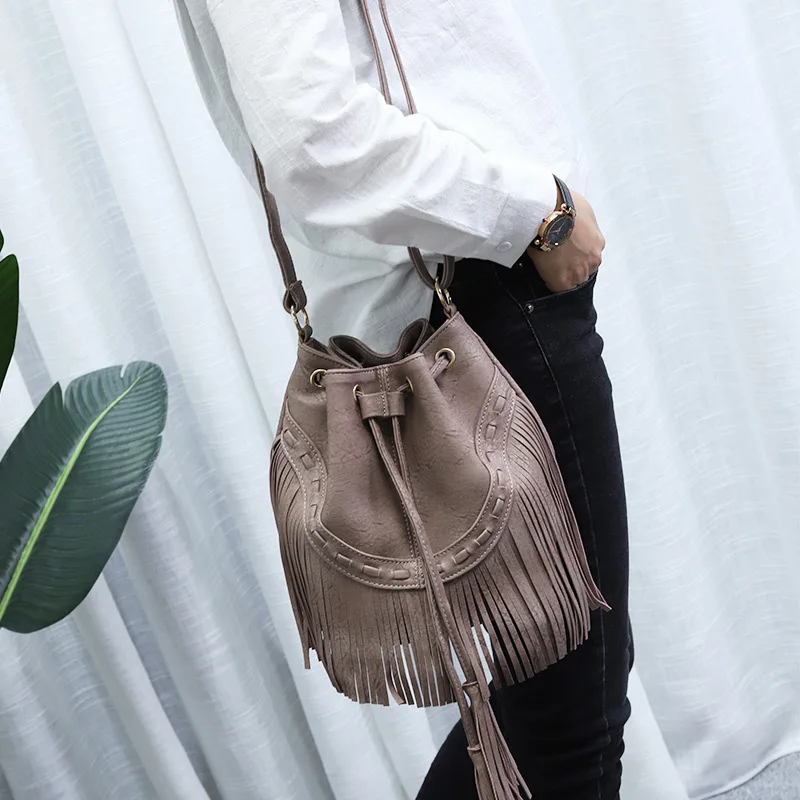 Casual Drawstring Factory Handmade Tassel Bucket Bags Women Shoulder Messenger Bag Ladies Female Vintage Envelope Bag Party 2020