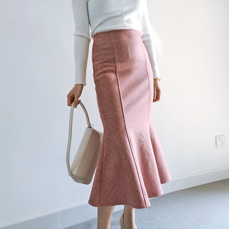 

Free Shipping 2020 New Fashion Long Mid-calf Skirt For Women S-2XL Mermaid Style Stretch Ladies Pink Skirts High Waist Suede