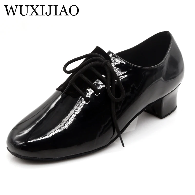 

WUXIJIAO Black white red Latin dance shoes modern dance shoes men's indoor soft outsole Ballroom dancing shoes 4cm 2cm low hee