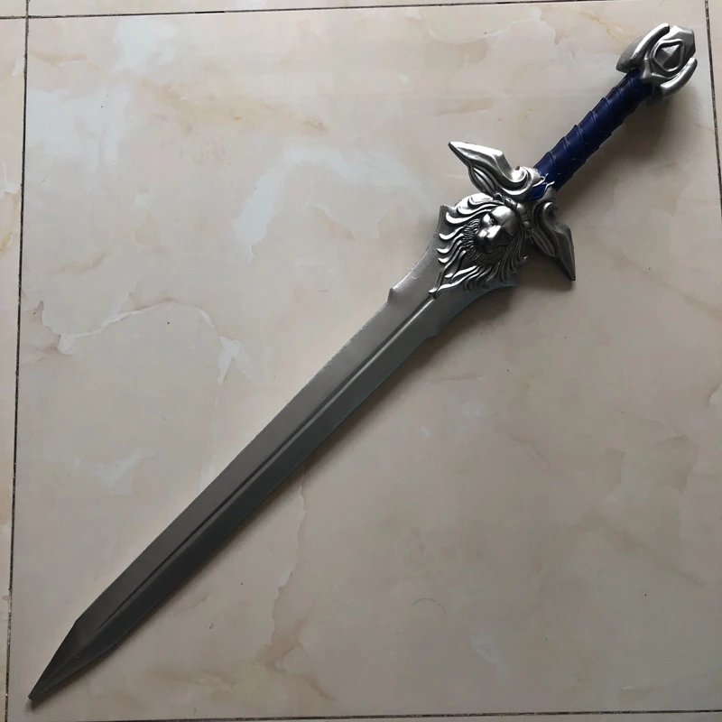 1:1 cosplay  game sword World of Royal Guard Sword lion King Sword Dragon Claw Sword