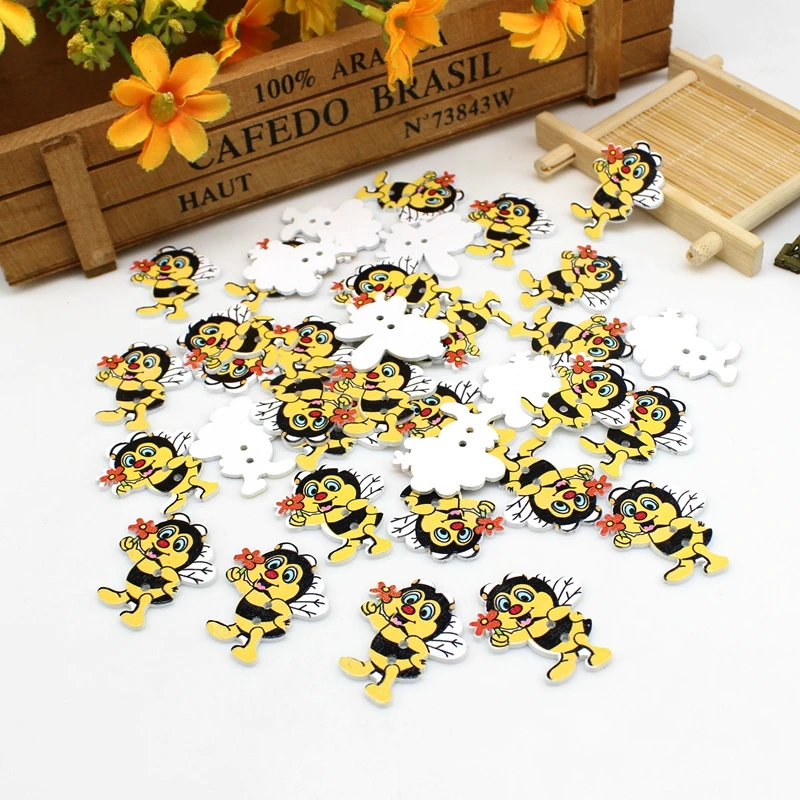 50pcs/lot New Bee Cartoon buttons Scrapbooking for Crafts Supplies Baby Children Clothing Sewing Wooden Buttons