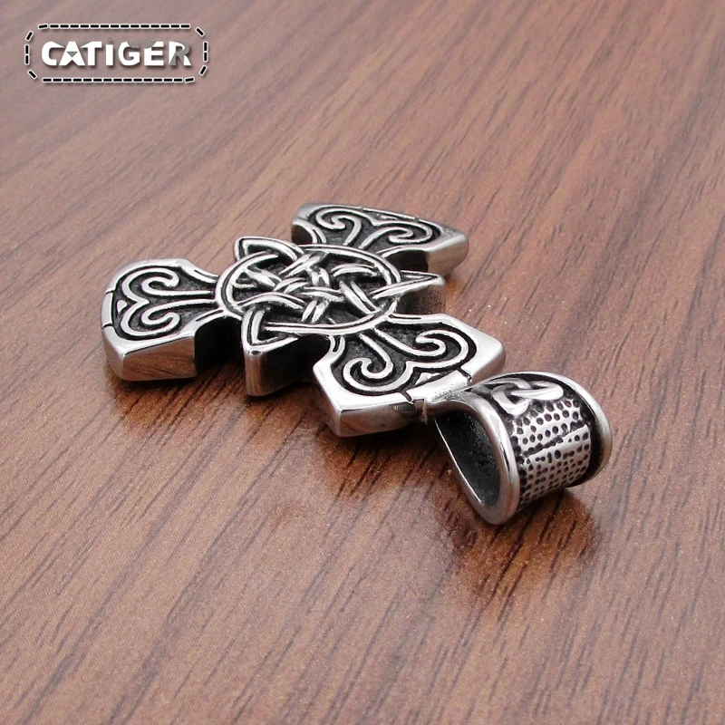 Free Shipping Vintage Witch Triquetra Trinity Celtic Knot Necklace 316 Stainless Steel Pentagram Triple Magic Pendant