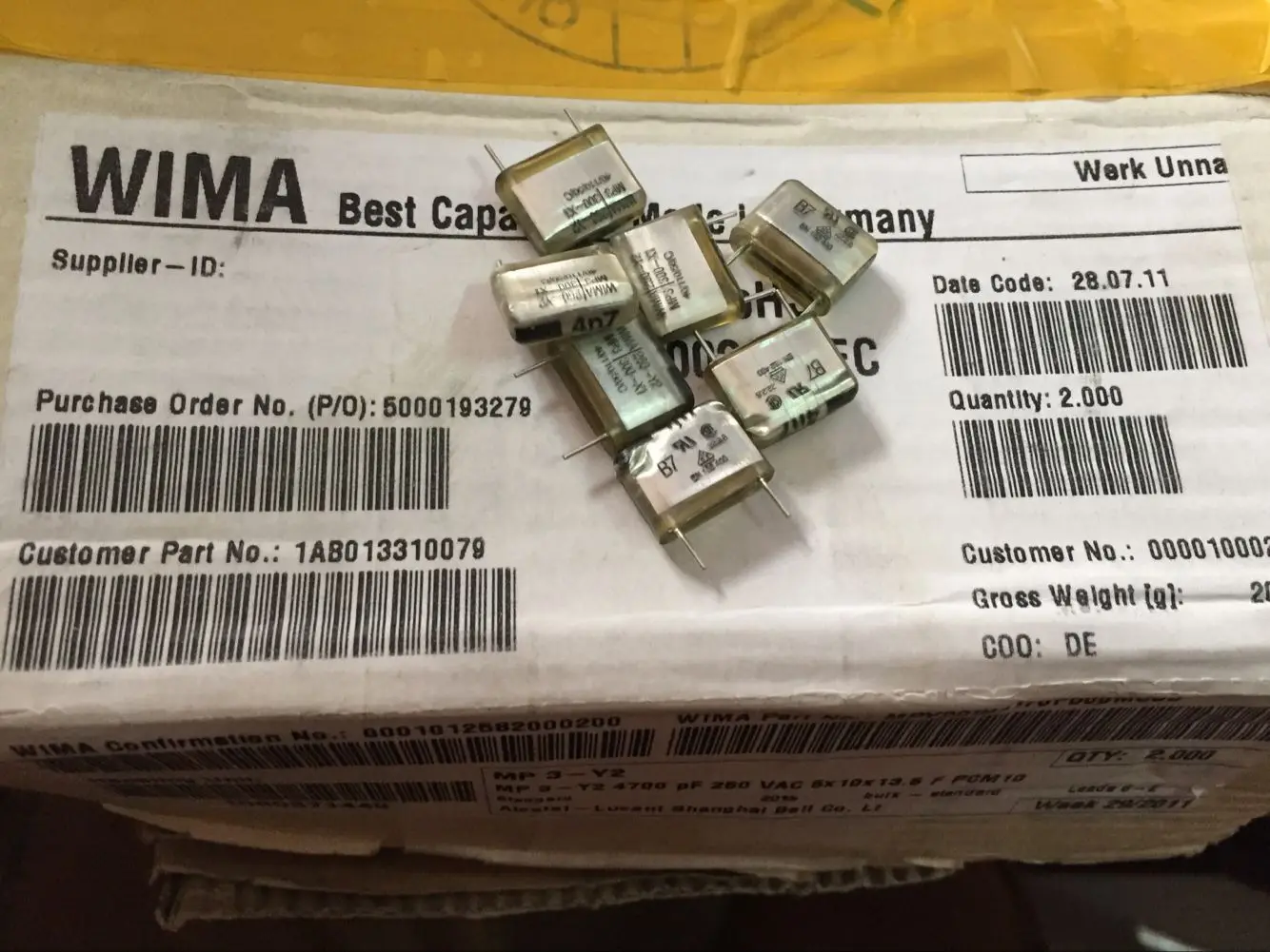 

30pcs Weimaraner WIMA MP3-Y2 0.0047UF 4n7 4700PF 250V 300V X1 Safety Thin-film Capacitor free shipping