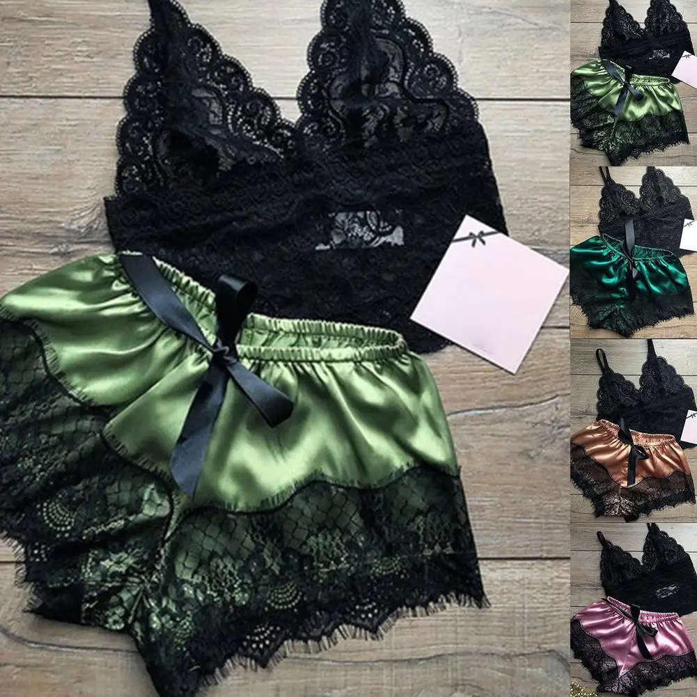 Conjunto de pijama Sexy de encaje transparente para mujer, Conjunto de sujetador y pantalones cortos de satén, regalo de Navidad, 2 piezas