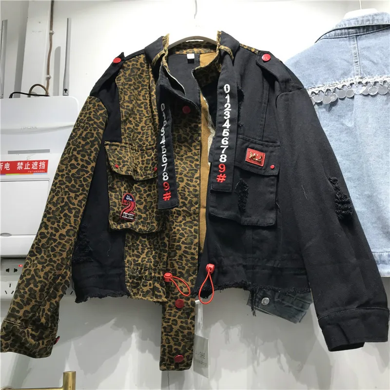 

Personalized Leopard Denim Jacket Female Spring Pop New Stand Collar Zipper Loose-Fit Leopard Lettering Jeans Jacket Ropa Mujer