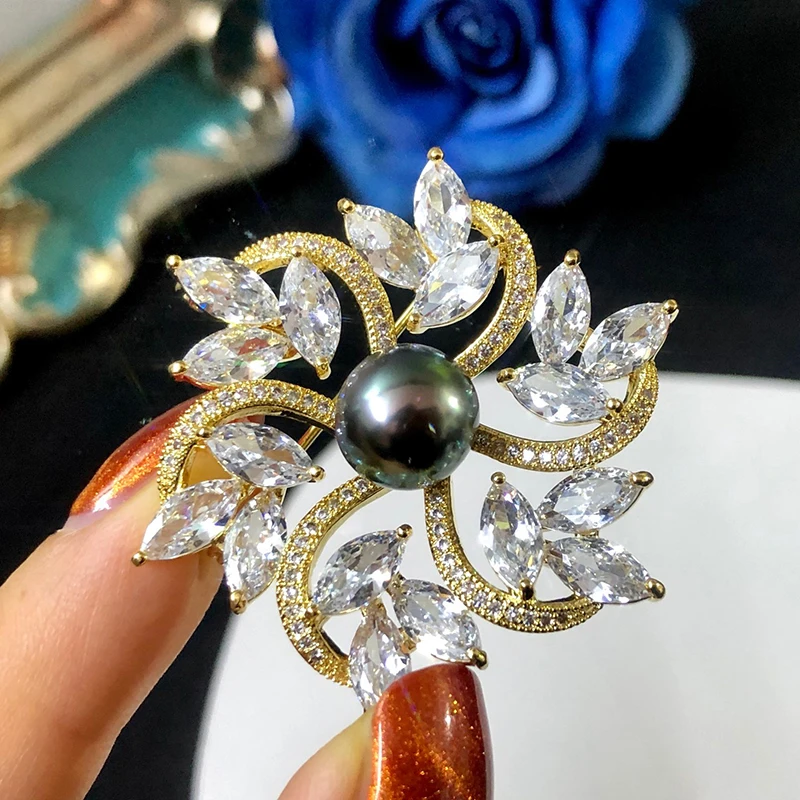 

Gold Plated DIY Acessory Flower Design Brooch Base Fittings Shinning Breastpin Holder (No Pearls)