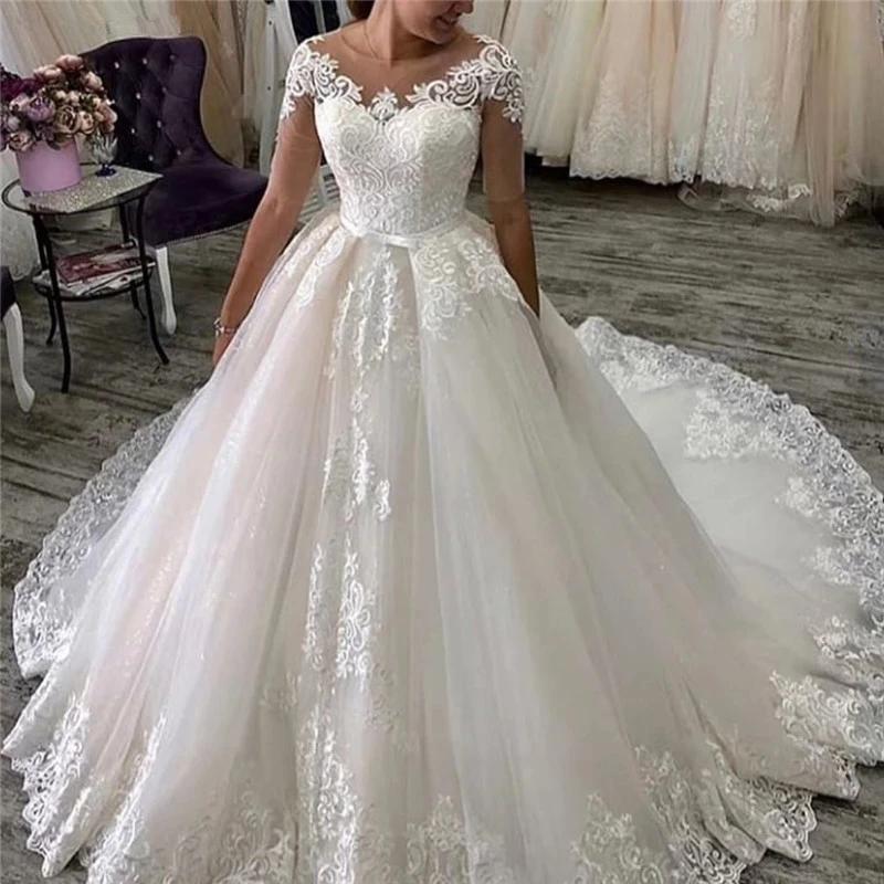 

Hot Sale Scoop Ball Gown Wedding Dresses Luxury Applique Court Train Short Sleeves 2022 Saudi Arabia Bride Dresses