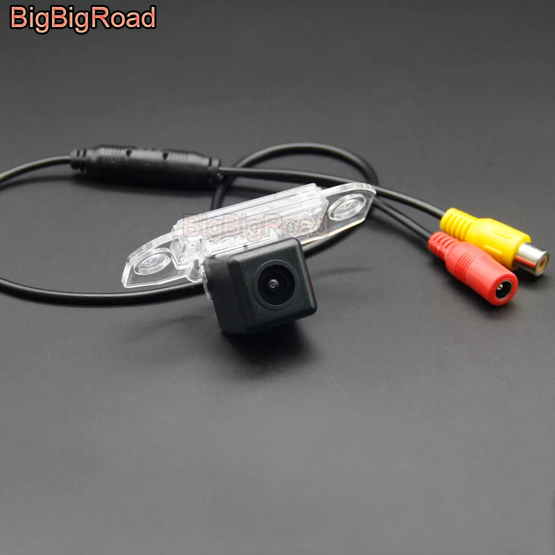 

BigBigRoad Vehicle Wireless Rear View CCD Camera HD Color Image For Volvo V70 XC70 XC 70 V40 C70 S40 S60 S80 V60 S80L S60L S40L