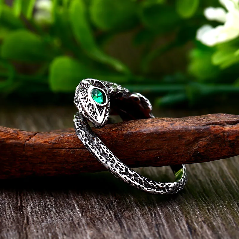 BEIER 316L stainless steel Vintage Green stone Eye Lizard Men\'s Ring Classic Animal High Quality Jewellery LLBR8-700R