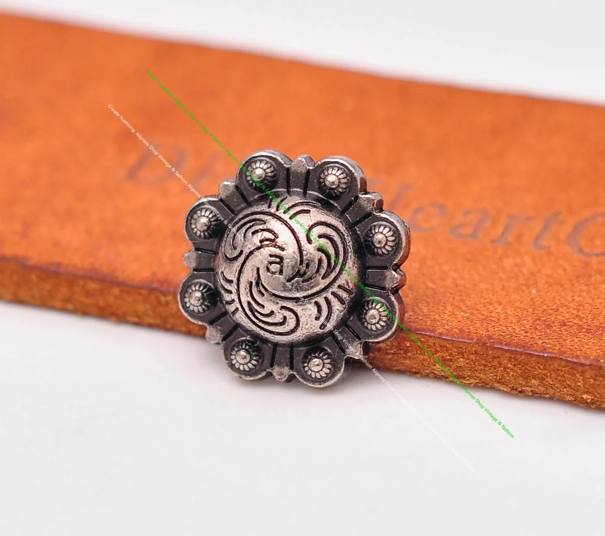 20 stücke 16mm Vintage Silber Westlichen Blumen Beere Conchos Screwback Für Leathercraft Pferd Sattel Gürtel Brieftasche Hut Decor – Detail 3