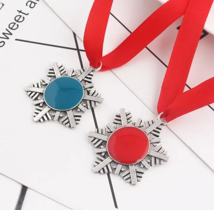 Creative Christmas Key Buckle Snowflake Ribbon Magic Keychain Zinc Alloy Santa Claus Gift Ornaments Xmas Tree Hanging Pendent SN