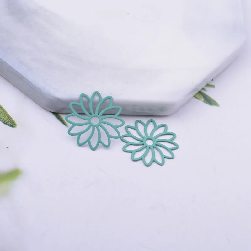 50 Stück AC12178 18mm Messing-Blumen-Abstandshalter-Anhänger für DIY-Schmuckherstellung – Detail 7