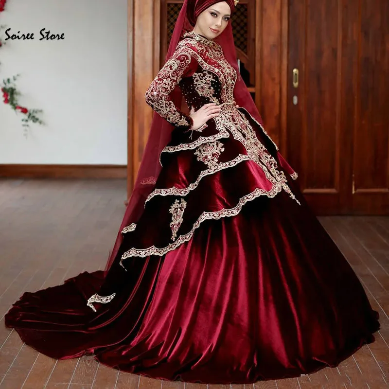 Vintage Muslim Burgundy Wedding Dress Long Sleeve Ball Gown Arabic Indian Wedding Gown High Neck Beaded Velvet Bride Customized