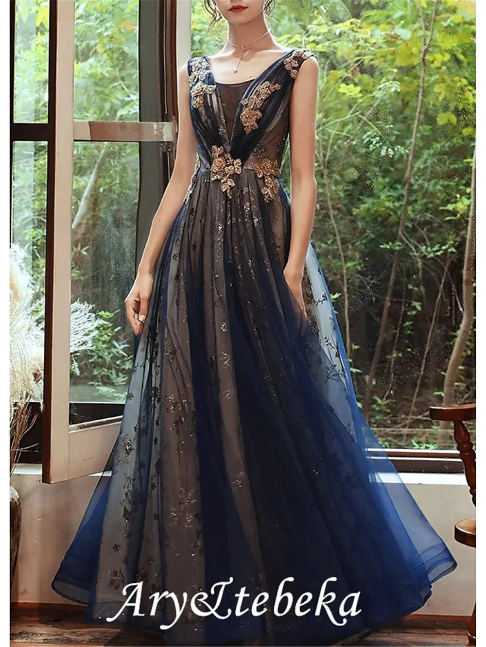 

A-Line Glittering Wedding Guest Formal Evening Dress Scoop Neck Sleeveless Floor Length Organza with Sequin 2022