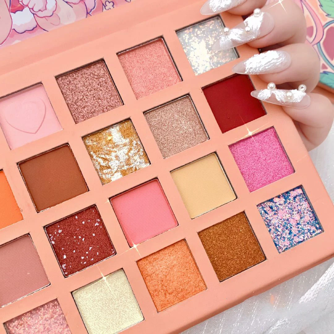 24 Colors Cute Anime Eyeshadow Strawberry Girl Palette Glitter Pearlescent Eyeshadow Waterproof Eye Plate Makeup Cosmetics