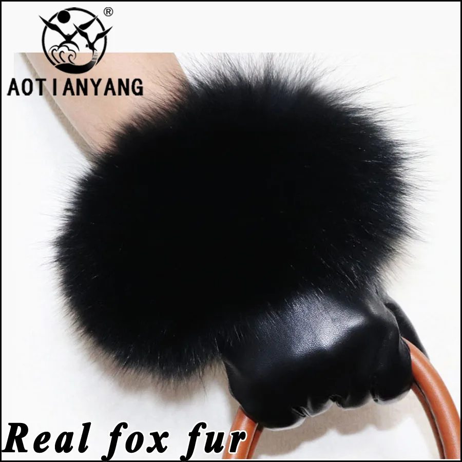 

New colorful women's leather sheepskin gloves winter warm and thick touch screen high-end big fox fur gloves fashionable new