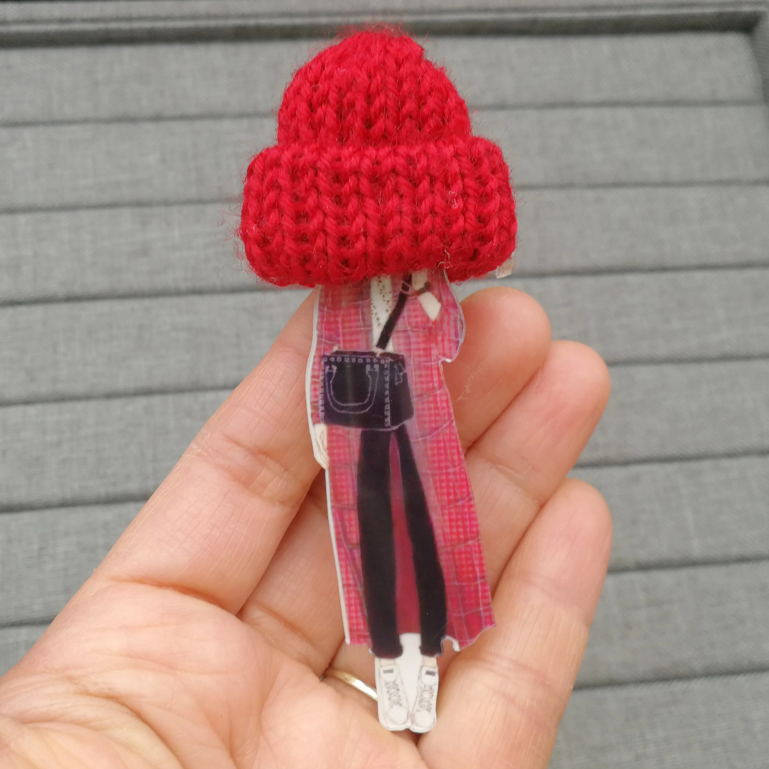 New Acrylic Model Badges Fashion Brooches for Woman Wool Hat Brooch Pins on backpack Girl Gifts Clothing Jewelry Accessories