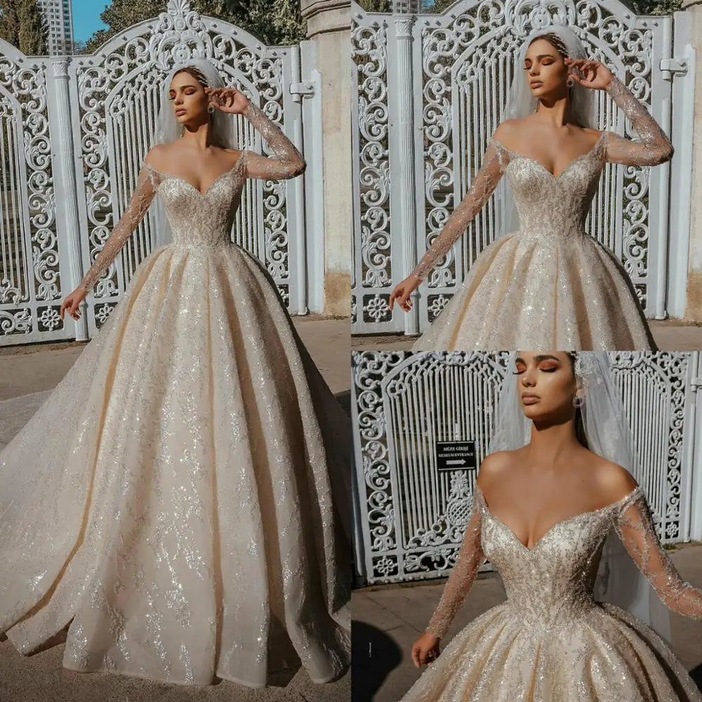 New A Line Wedding Dresses Sexy Off Shoulder Long Sleeve Sparkly Sequins Wedidng Dress Pleats Bridal robes de mariée