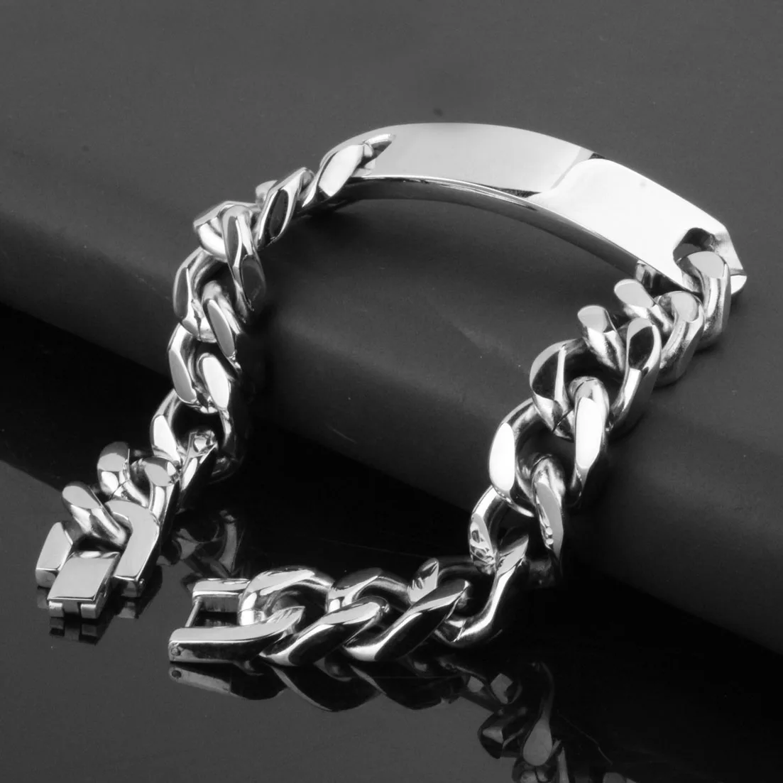 Jewelry Men ID Bracelet Cuban links & chains Polished Silver Color Stainless Steel Bracelet for Bangle Male Accessory Wholesale