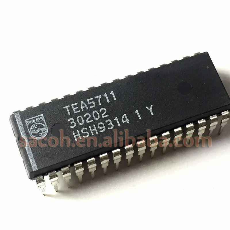 

1PCS New OriginaI TEA5711 or TEA5712 or TEA5710 DIP-32 AM/FM stereo radio circuit