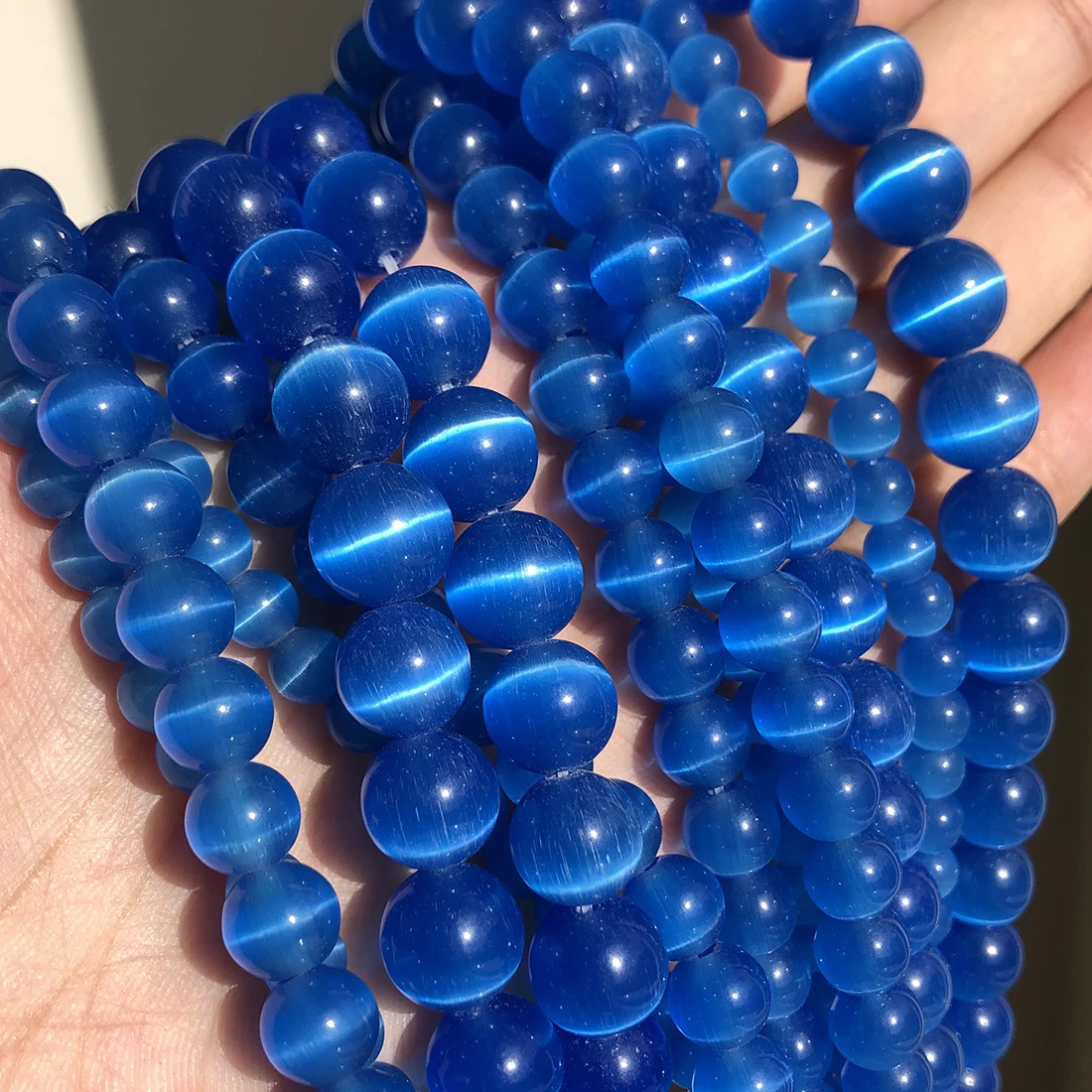 4 6 8 10 mm Großhandel Naturstein Runde blaue Katzenauge Opalit lose Taille Glasperle für Schmuckherstellung DIY Armband Zubehör