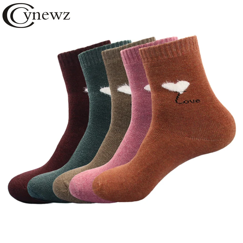 

[3 Pairs] Winter Women Cotton Socks Keep Warm Thicken Therma Embroidery Heart Women's Crew Socks Autumn Female Knitted Socks