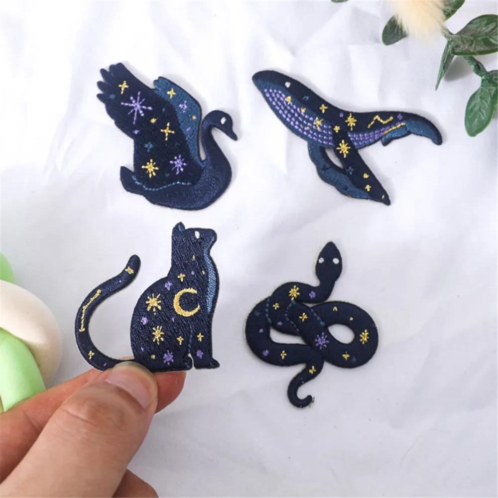 Ahyonniex schwarz gold stickerei aufkleber katze schlangen wal schwan flecken für diy kleidung kleben auf fleck kleber auf der rückseite – Detail 4