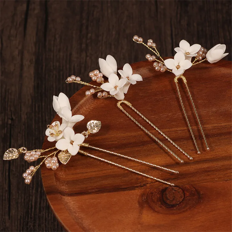 Pinzas para el pelo de novia con flores de porcelana blanca, joyería de perlas para mujer, horquillas de boda hechas a mano, accesorios