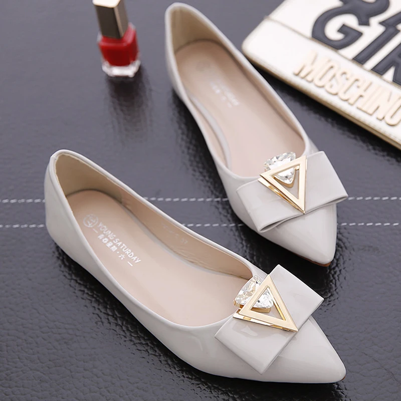 Patent Leather Women Flat Ballet Shoes Pointed Toe Flats Shoes Elegant Lady Shoes soft bottom Single shoes Big Size 45