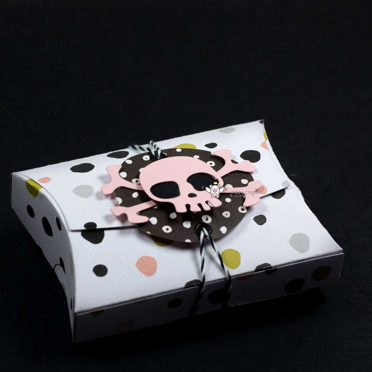 Piggy Craft metal cutting dies cut die mold 2Pcs Halloween skull Scrapbook paper craft knife mould blade punch stencils dies
