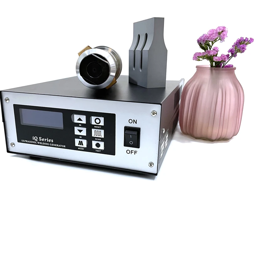 15Khz Digital Display Ultrasonic Welding Generatorr For Non-Woven Welding Machine