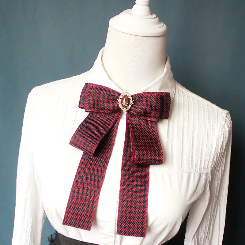 Vintage Cloth Bow Tie Plaid Black White Brooch Crystal Rhinestone School Uniform Shirt Collar Pin Bowtie Men Women Accessories