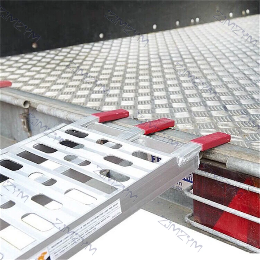 รถกระบะ Trunk บันได Cargo Loading And Unloading บันไดรถจักรยานยนต์บันไดแถมและปิดบันไดอลูมิเนียมพับบันได