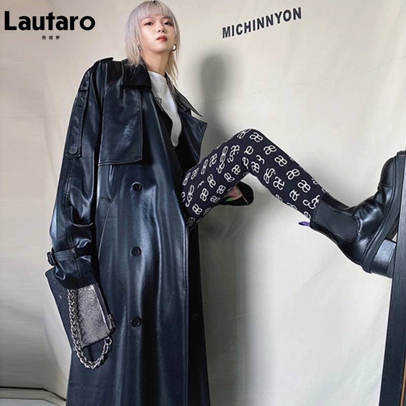 Lautaro outono longo oversized reflexivo brilhante à prova dtrench água patente couro trench coat para mulheres cinto solto moda coreana 2021