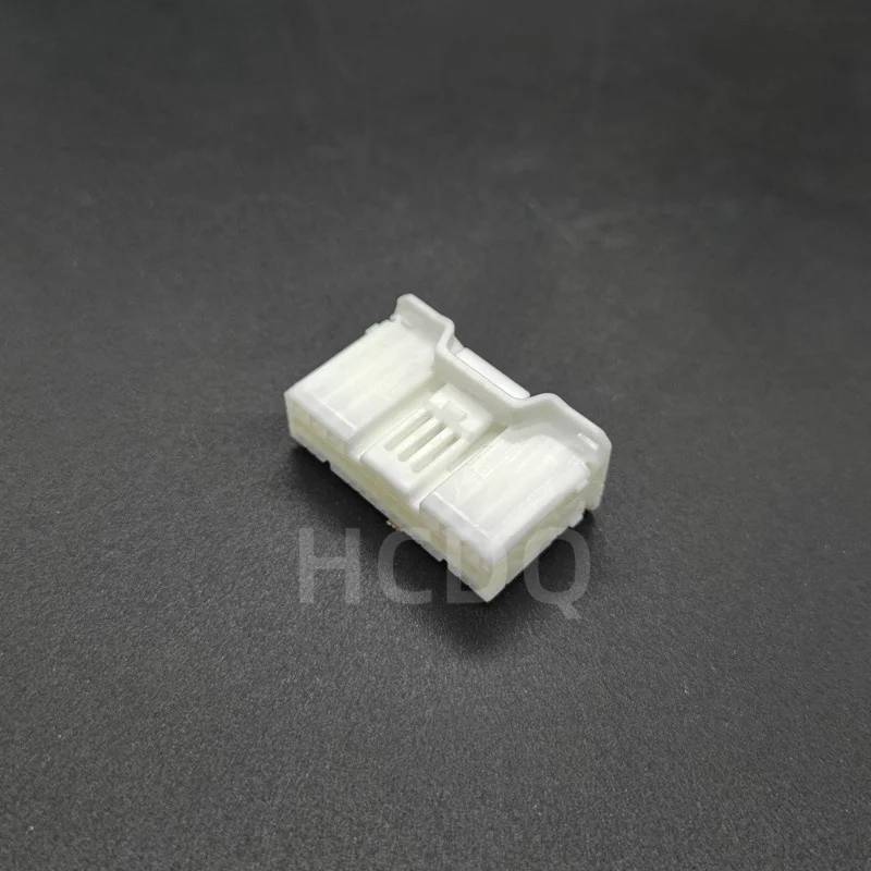 The original 90980-12817 38PIN Female automobile connector shell and connector are supplied from stock