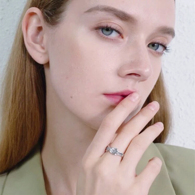 2026 New Classic Silver Color Jewelry Trendy Engagement Fashion Bague Femme for Women Luxury Wedding Rings Bijoux C090