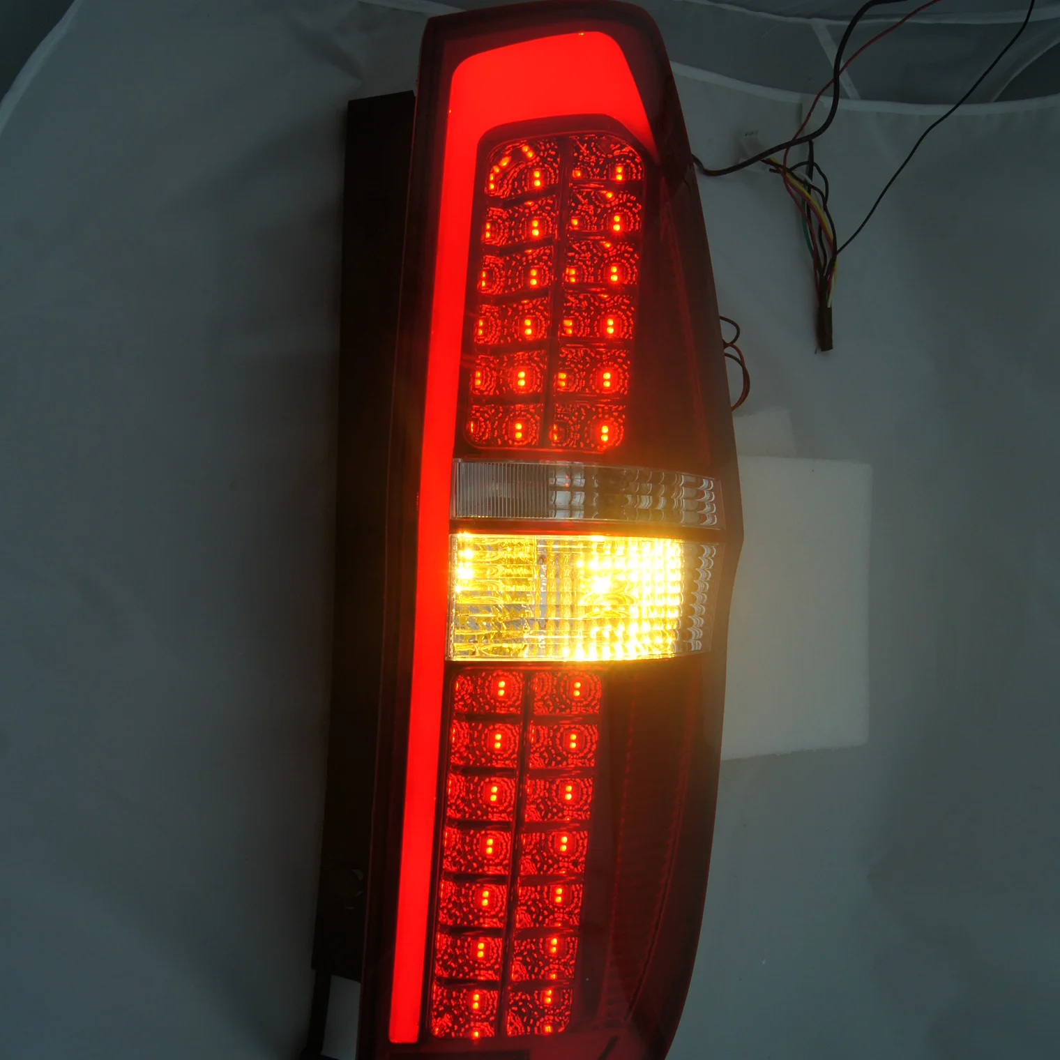 Hyundai MPV H1 Wagon LED Tail Lamp Rear Lights Tail lights Reverse DRL Yellow Signal with Red and Smoke Colors