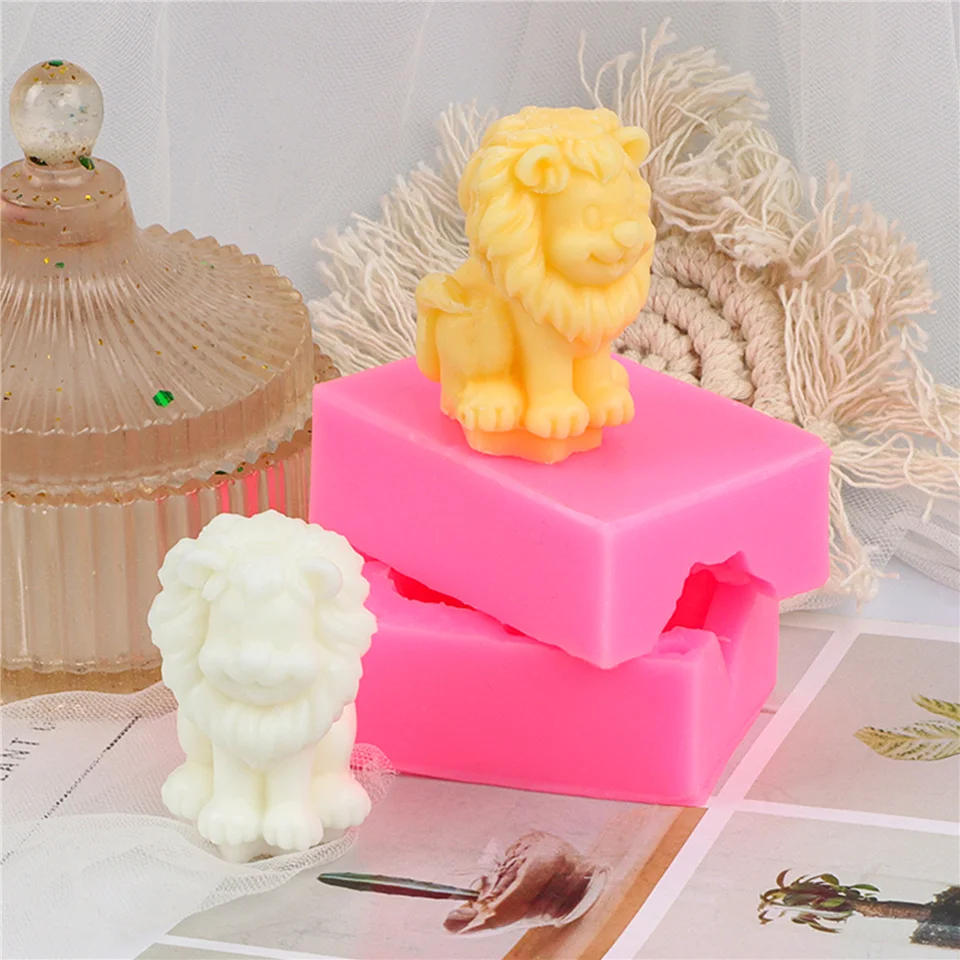 Lion King Sitting Silicone Candle Soap Mold Cartoon Statue Ornament Handmade DIY Resin Scented Animal Style Elements Gifts