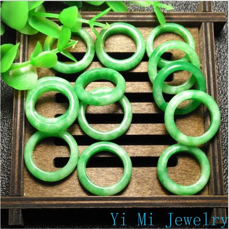 Fashion Burmese Full Green Dry Green Ring Jade Color Boutique Jade Ring for Men and Women Ring Jewelry Wedding Rings