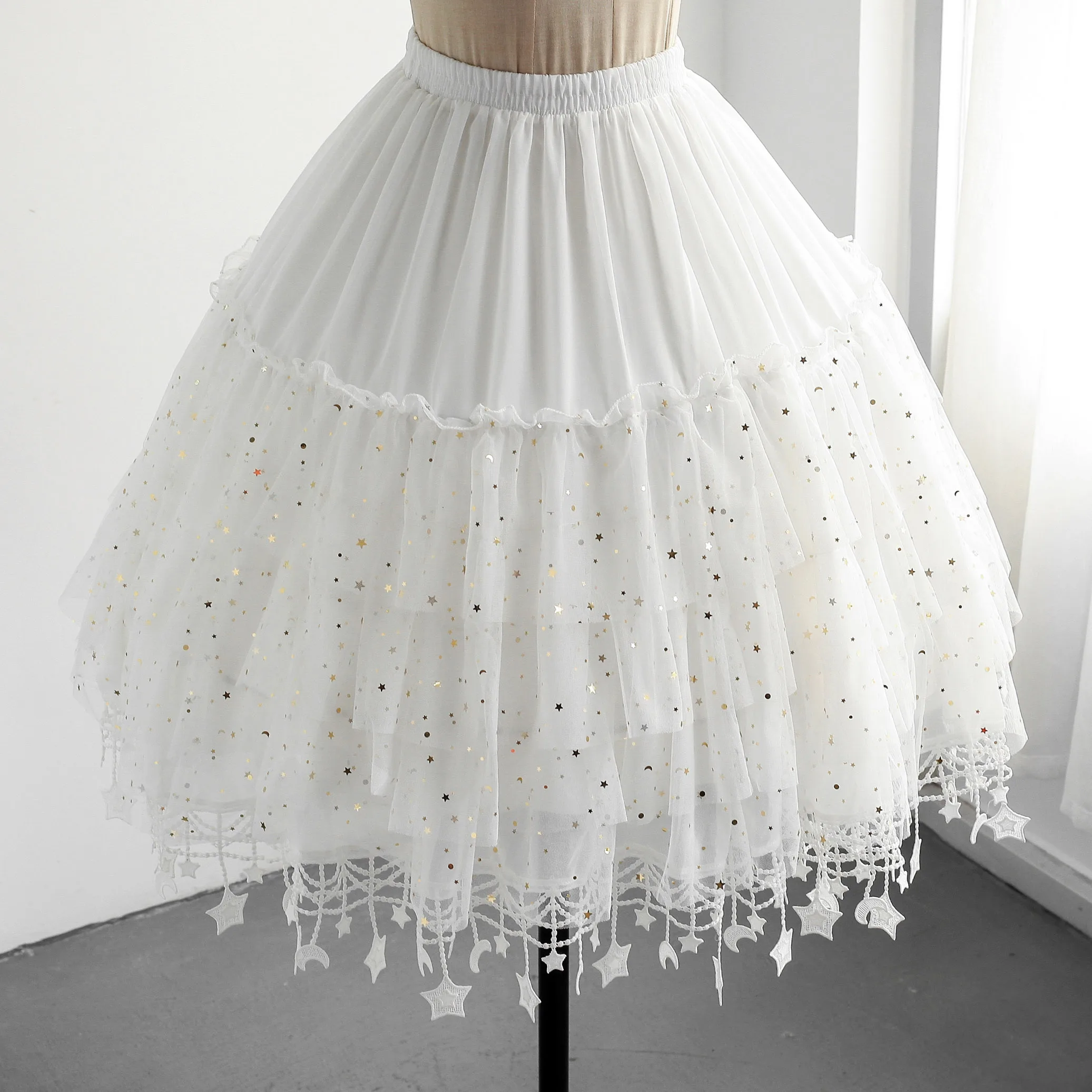 

Star Moon Wedding Petticoat Lolita Princess Underskirts elegant jupon mariage for Bridal DP006