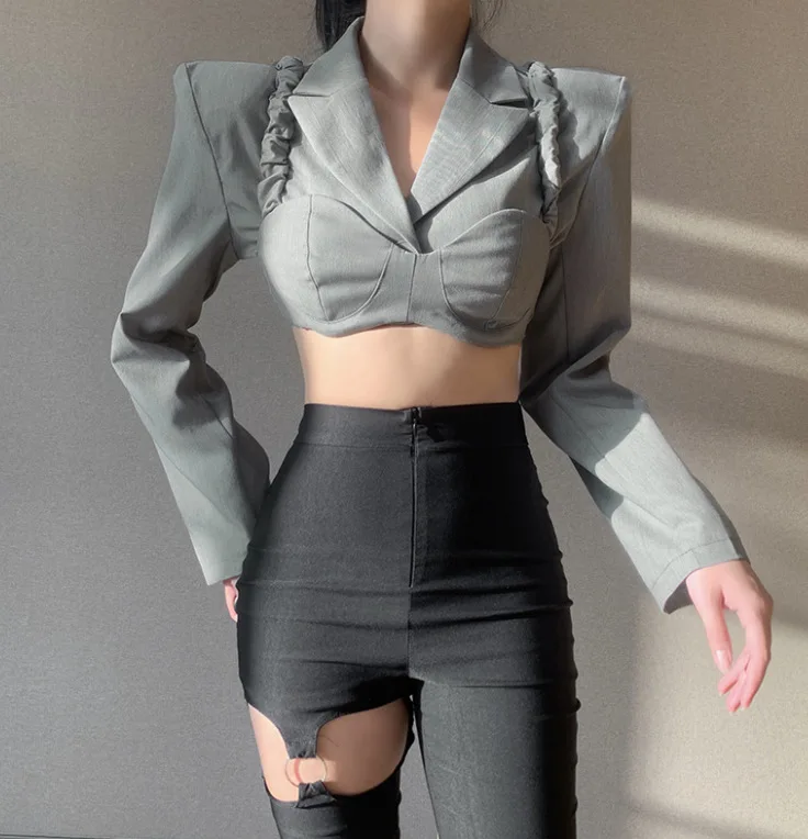 Y2K Shoulder Pad Small Suit + Pleated Sling Fashionable Sexy Two-piece Suit Unique Design High Fashion Suit Office Lady Elegant