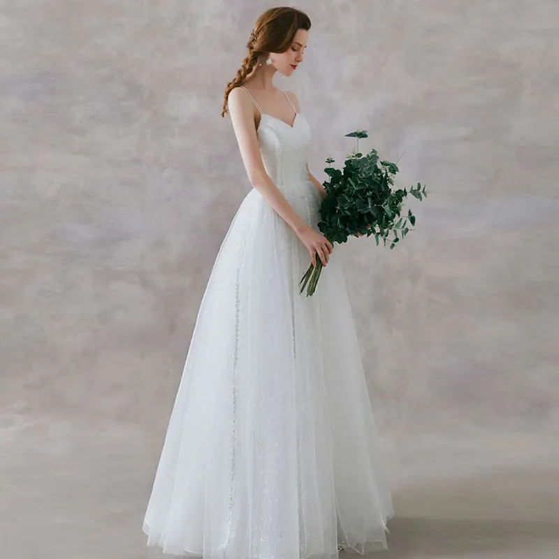 Abito da sposa leggero in pizzo