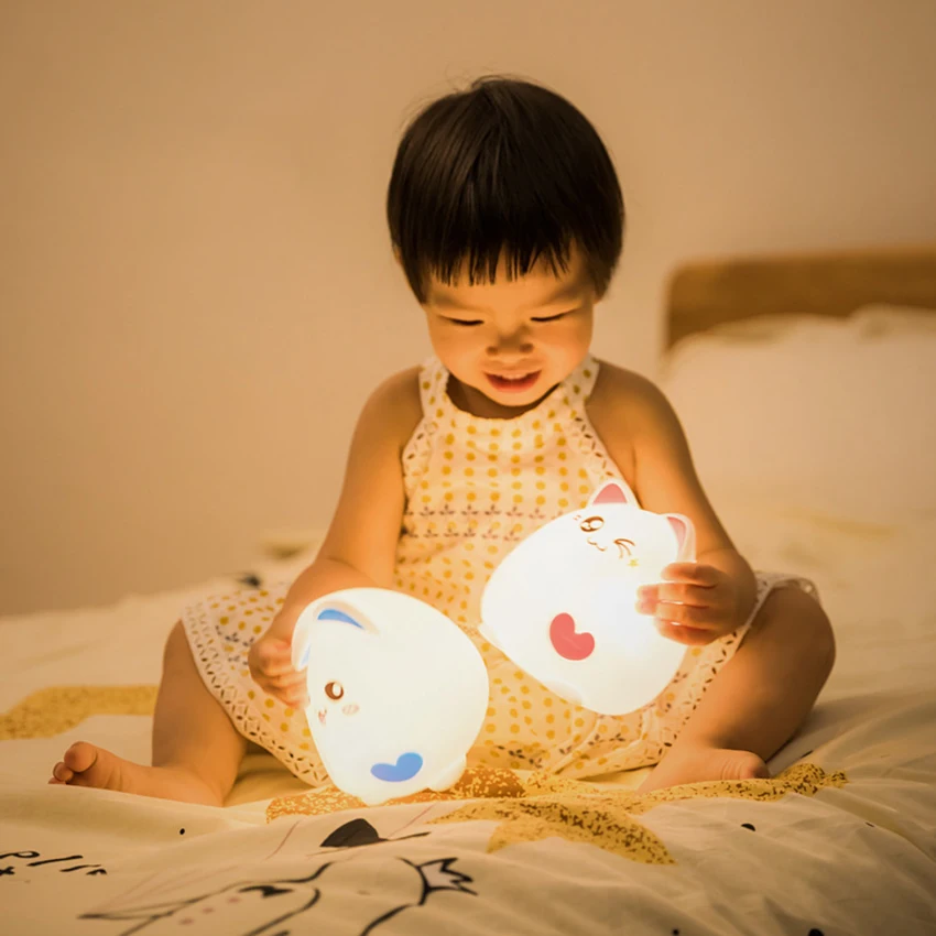 Cute Cat Night Light for Kids, Tap/ Remote Control, Portable Warm Light & Color Changing Silicone Baby Nightlight for Birthday