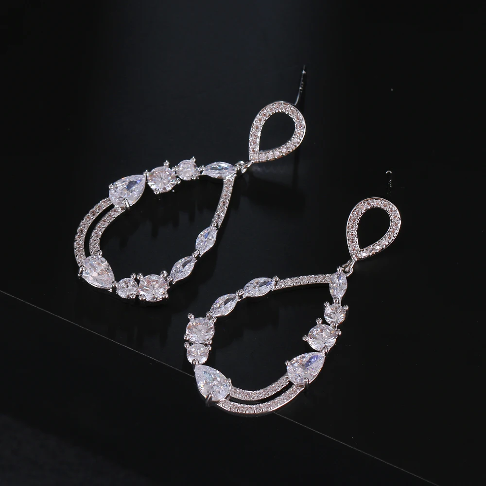 Bettyue New Arrival Classic Waterdrop-shape Earring Female Elegant Choice In Party Charming Decoration Hollow Out Style