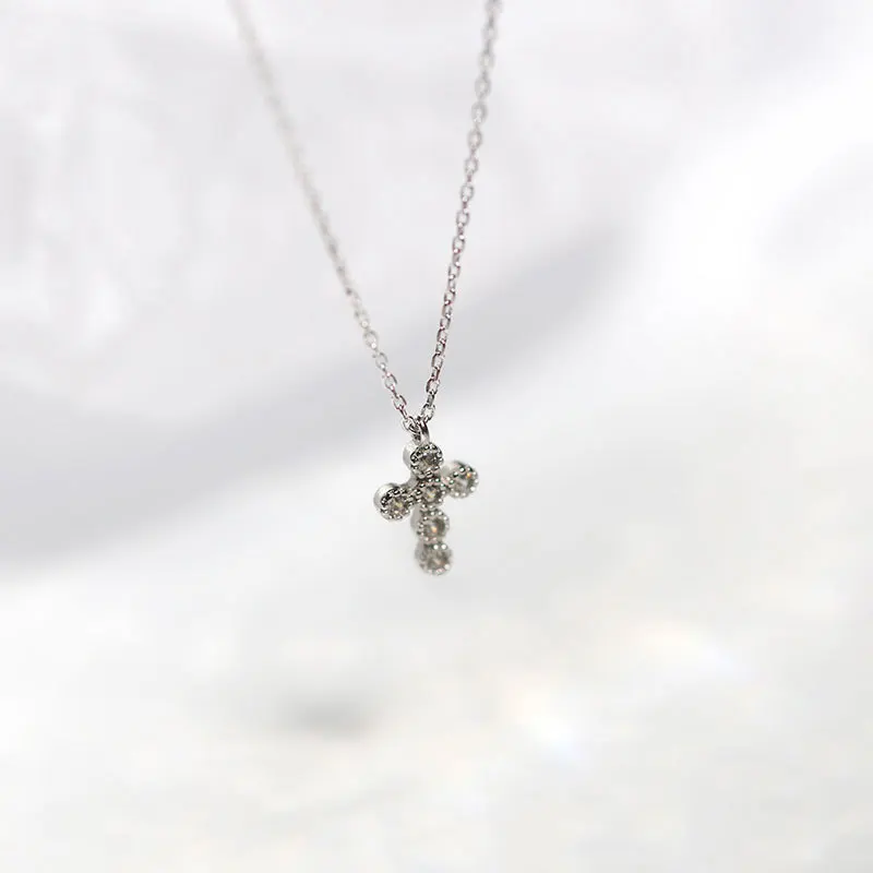 925 Sterling Silver Simple Pavé Crystal Cross Pendant Necklace Women Classic Temperament Wedding Party Jewelry Girlfriend Gift