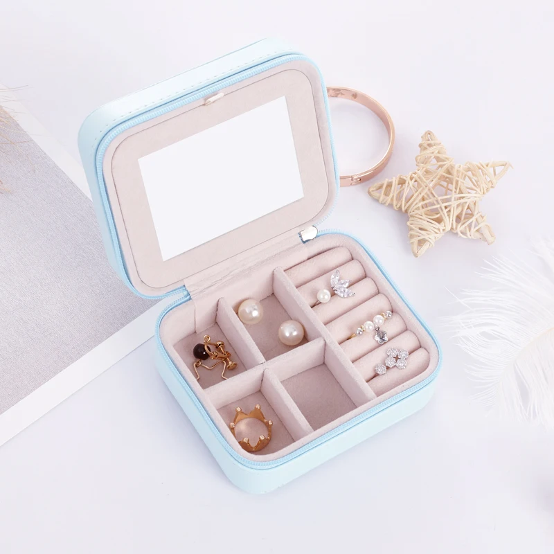 Auf Lager Leder Reise Tragbare Mini stud ohrringe ring Schmuck Box Fall mit Spiegel Schmuck Display Box Nützliche MakeupOrganizer