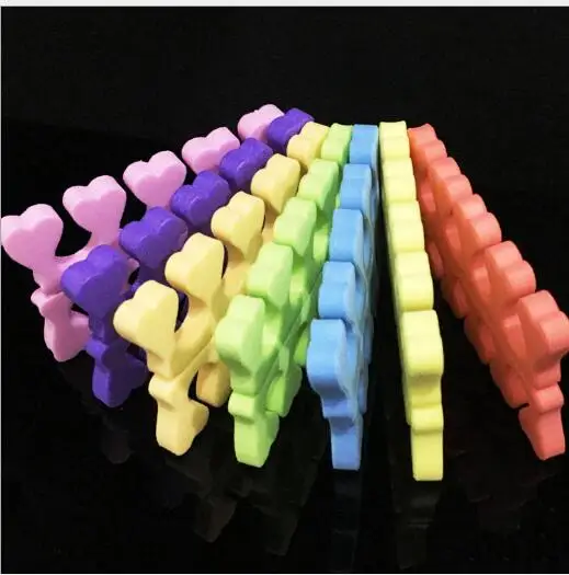 400 pairs/Lot   Random Colour  EVA Toe Separator  Toe  Divider  Nail Care Tool Manicure