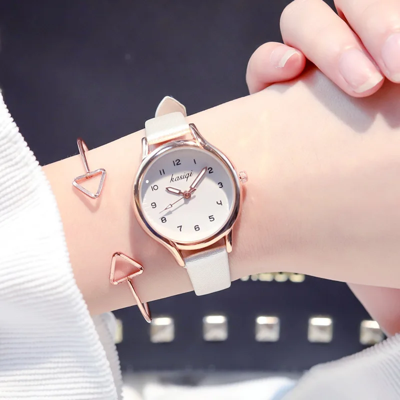 Simple Number Women Watches Nice Vogue Casual Ladies Quartz Wristwatches Exquisite Female White Leather Clock W9831